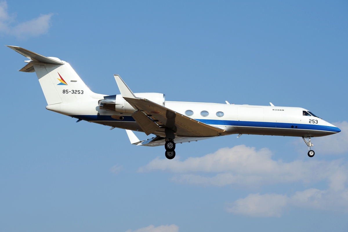Gulfstream G-4 Gulfstream 4; representative family photograph, exact configuration may differ.
