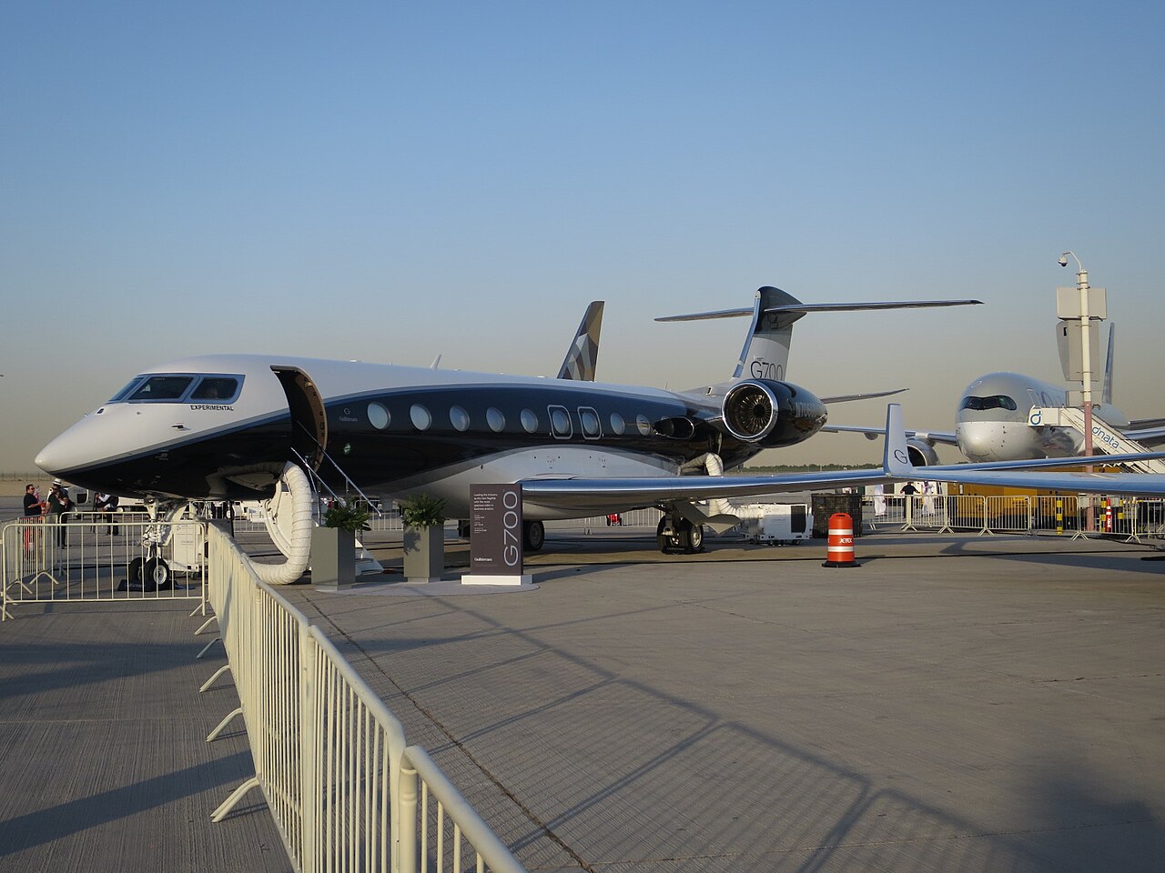 G700.